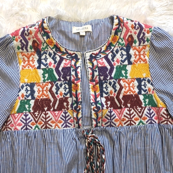 🔴SALE! Velzera Rainbow Embroidered Striped Oversized Tie Front Top Size XS - Picture 2 of 11